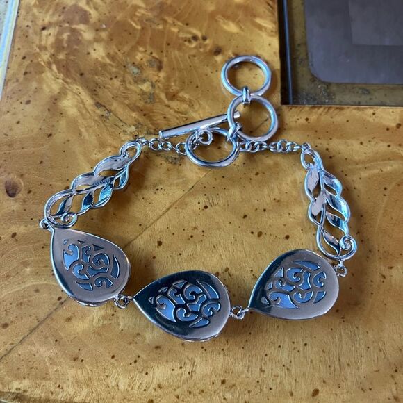 Natural Angelite Sterling Silver Bracelet - Picture 4 of 9